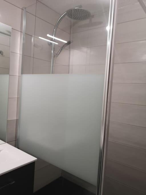 Au Pied Des Pistes Avec Parking Entierement Renove Apartment Huez Ngoại thất bức ảnh