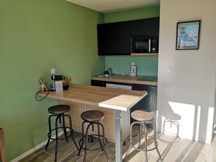 Au Pied Des Pistes Avec Parking Entierement Renove Apartment Huez Ngoại thất bức ảnh