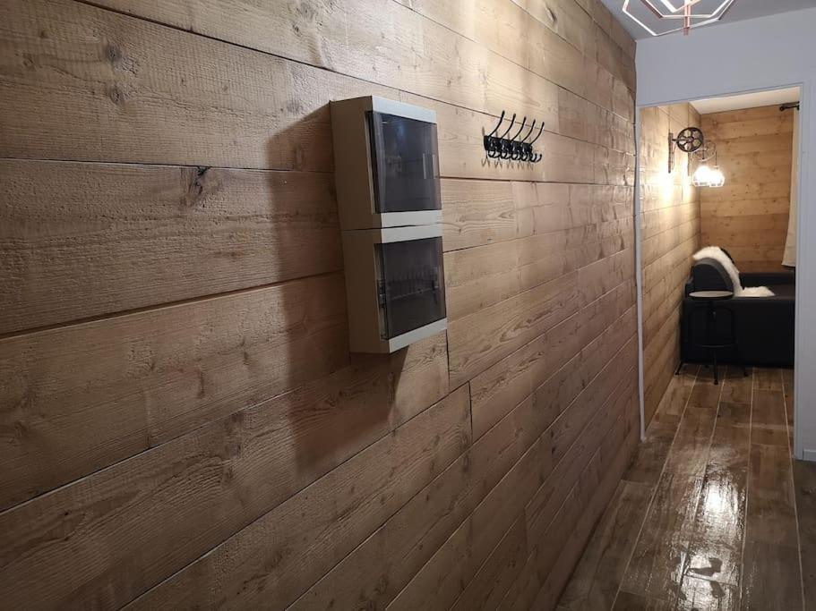 Au Pied Des Pistes Avec Parking Entierement Renove Apartment Huez Ngoại thất bức ảnh