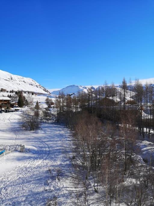 Au Pied Des Pistes Avec Parking Entierement Renove Apartment Huez Ngoại thất bức ảnh